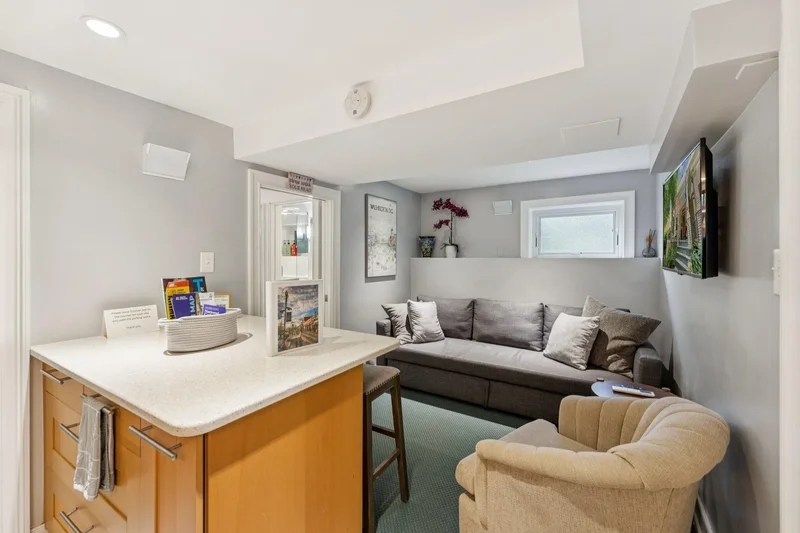 3512 30th Street NW, Washington, DC 20008, Washington, District of Columbia, United States. - Photo 29
