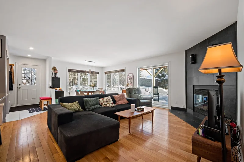 135 Rue Rabellino, Laurentides, Mont-Tremblant, Quebec, Canada. - Photo 19