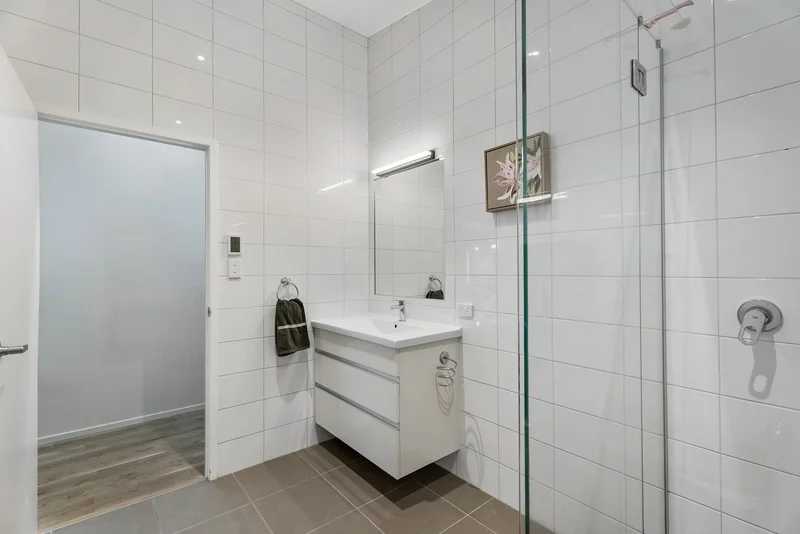 64 Otitori Bay Road Titirangi, Auckland, AUK 0604, Auckland, Auckland, New Zealand. - Photo 5