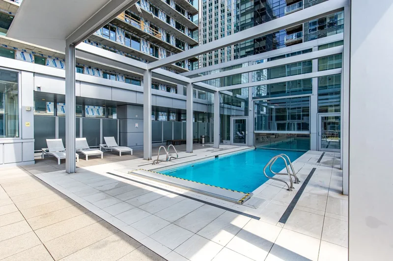 1050 Rue Drummond 2806, Montréal, Quebec, Canada. - Photo 34