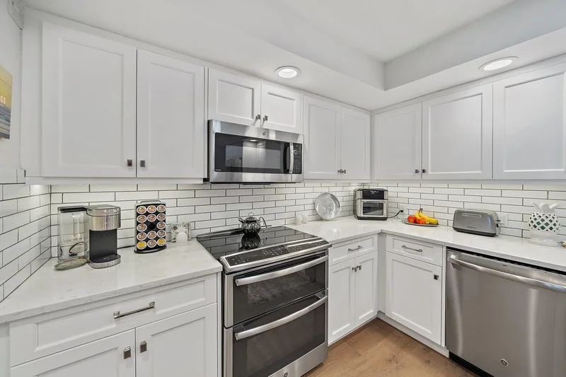 200 Beach Road 102, Tequesta, Florida, United States. - Photo 37