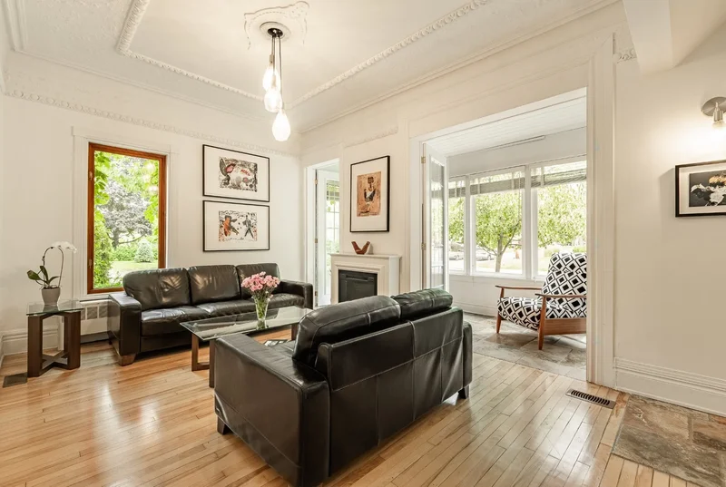 109 Rue du Prince-Arthur, Saint-Lambert, Quebec, Canada. - Photo 11