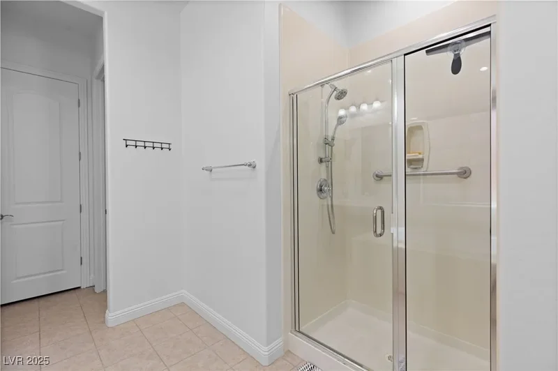 2460 Chateau Napoleon Drive, Henderson, Nevada, United States. - Photo 14