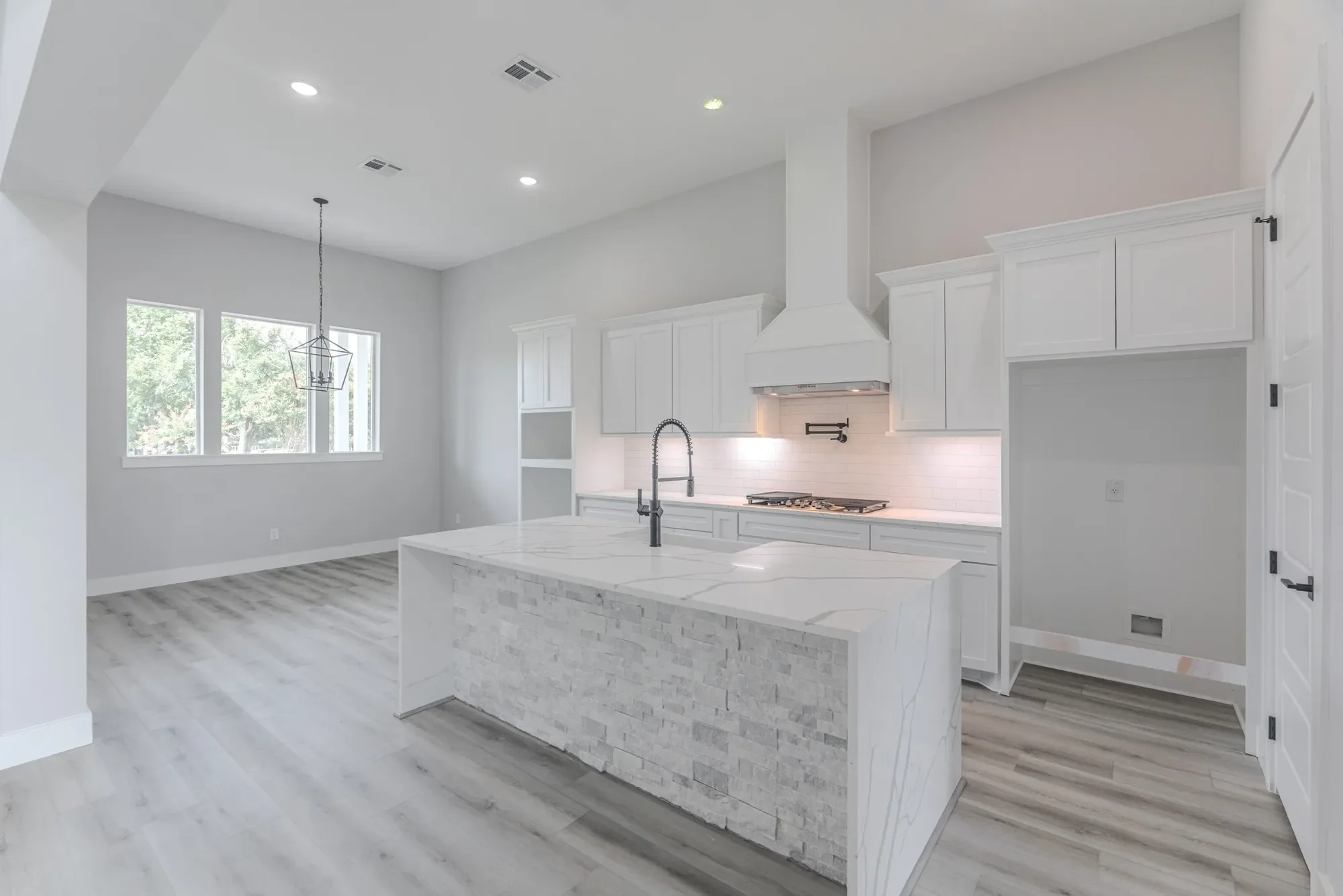 624 Edgewood, Montgomery, TX 77356, Montgomery, Texas, United States. - Photo 13