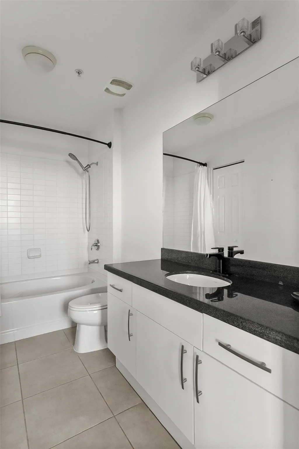 300 S Australian Ave, West Palm Beach, Florida, United States. - Photo 8