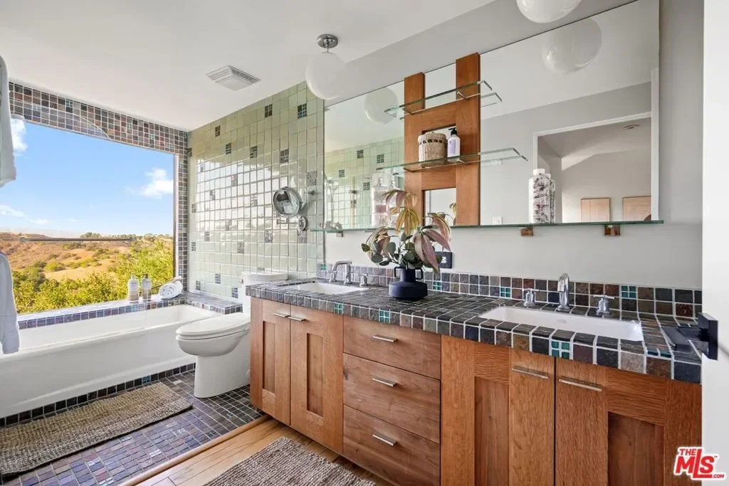 21956 Cereza Way, Topanga, California, United States. - Photo 25