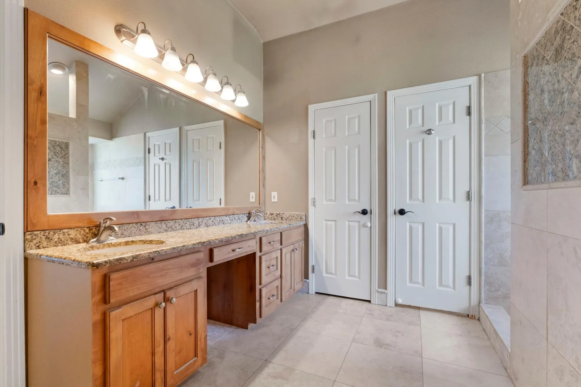 1237 Ridge Harbor DR, Spicewood, Texas, United States. - Photo 17