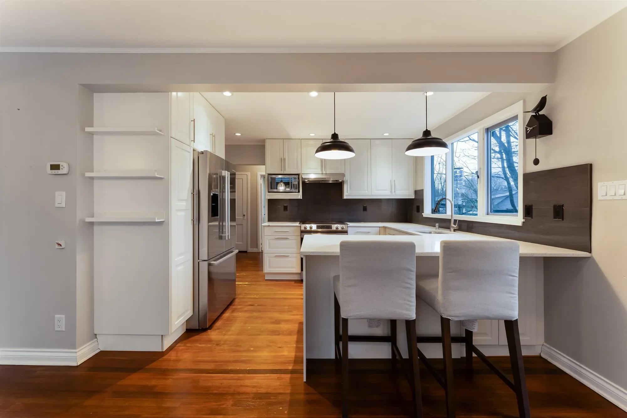 231 E 40th Avenue, Vancouver, British Columbia, Canada. - Photo 2
