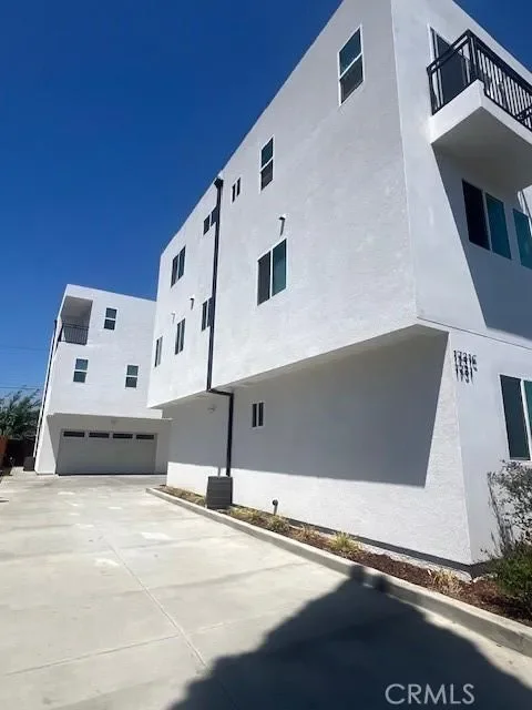 1731 E 69th, Los Angeles, CA 90001, Los Angeles, California, United States. - Photo 6