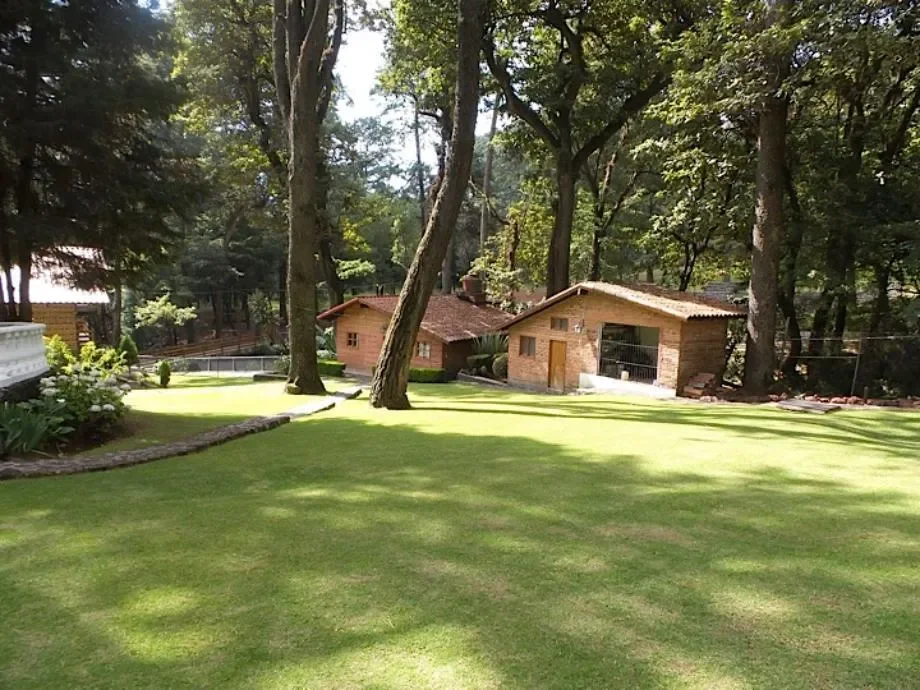 Exterior photo 12