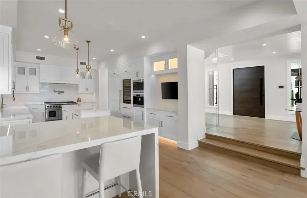 2401 Bayshore Drive, Newport Beach, California, United States. - Photo 13