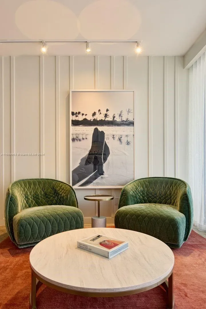 2201 Collins Ave 1718, Miami Beach, Florida, United States. - Photo 2