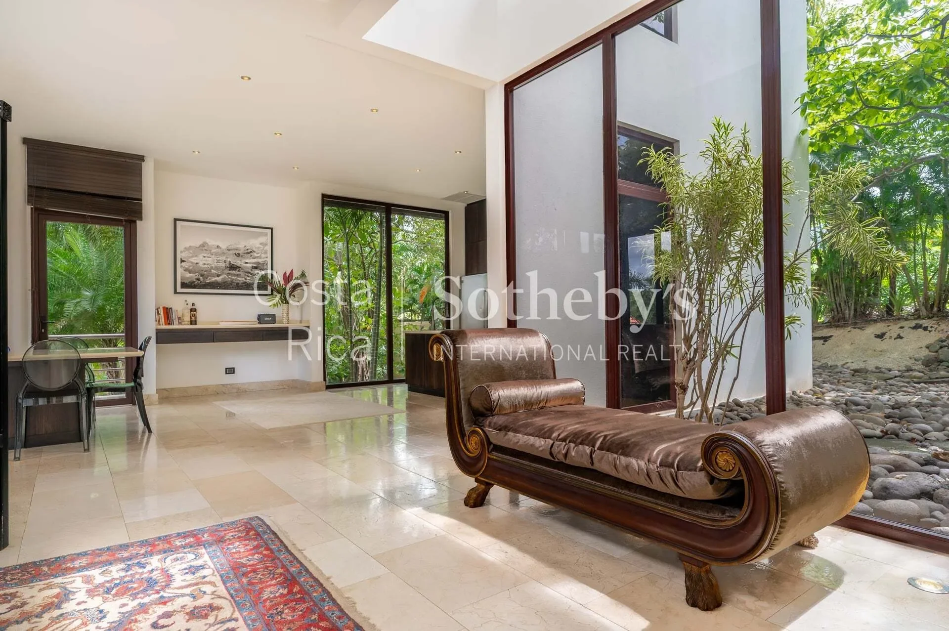 Gallery photo 3