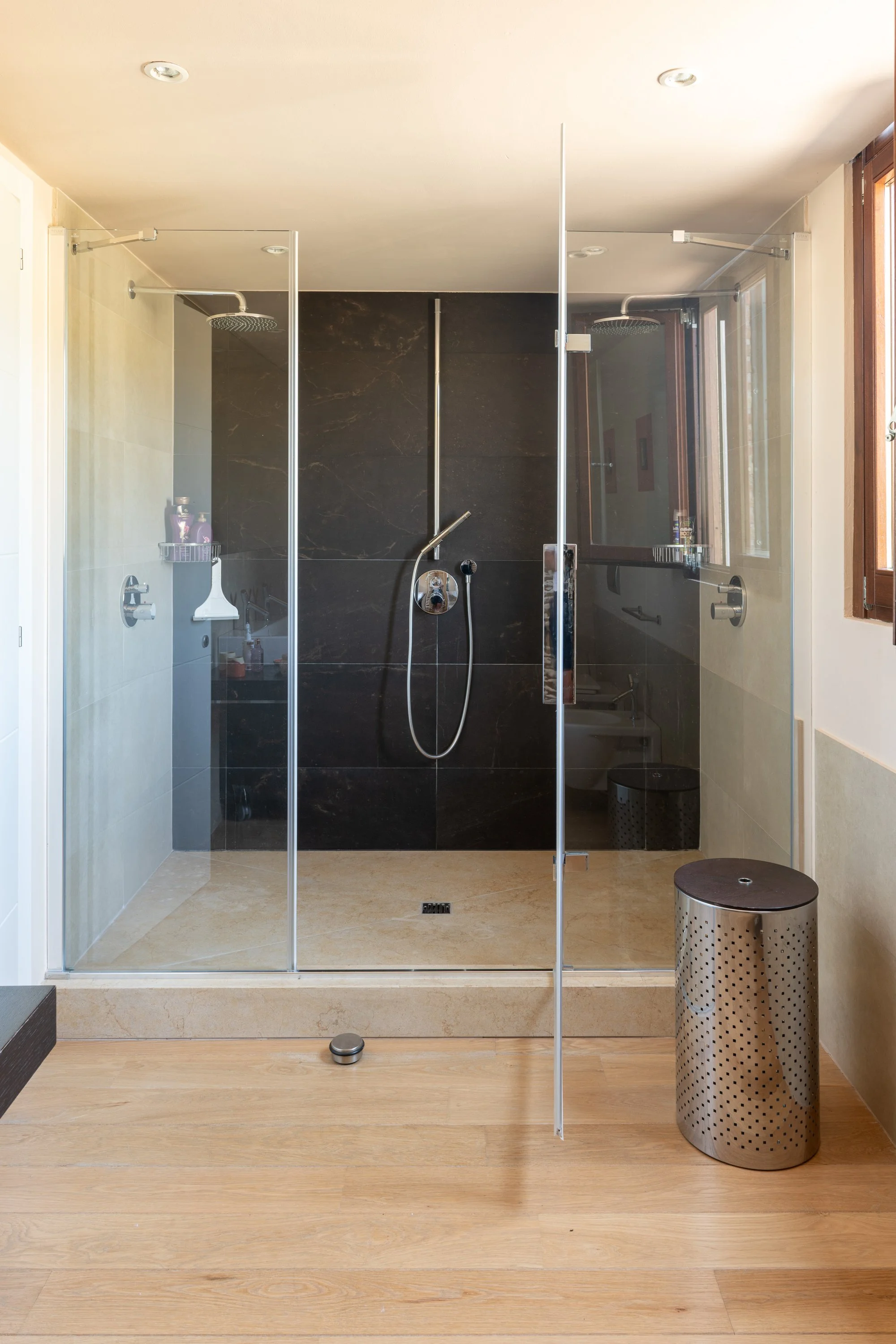 Gallery photo 11