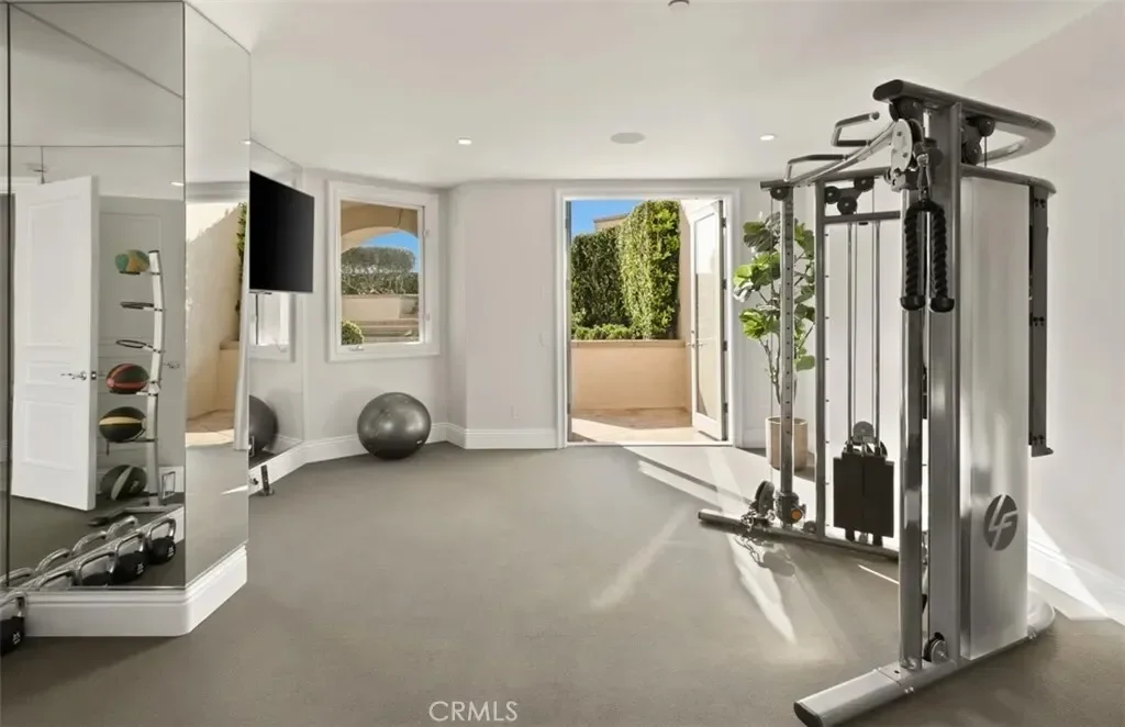 22 Pelican Crest Drive, Newport Beach, California, United States. - Photo 23
