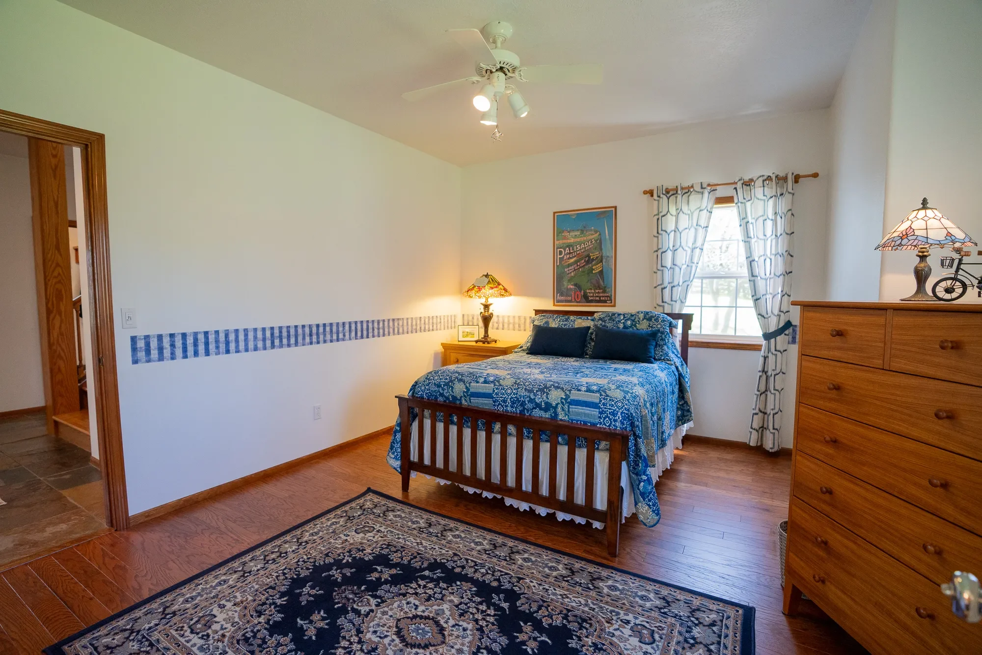 Gallery photo 8