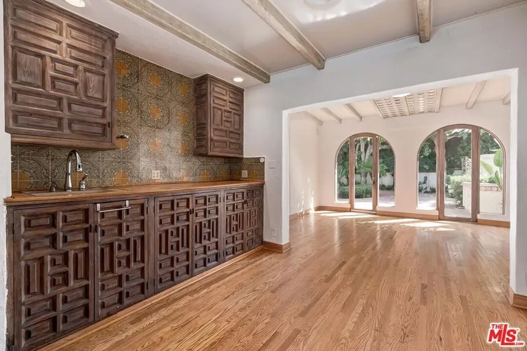 1017 Chevy Chase Drive, Beverly Hills, California, United States. - Photo 25