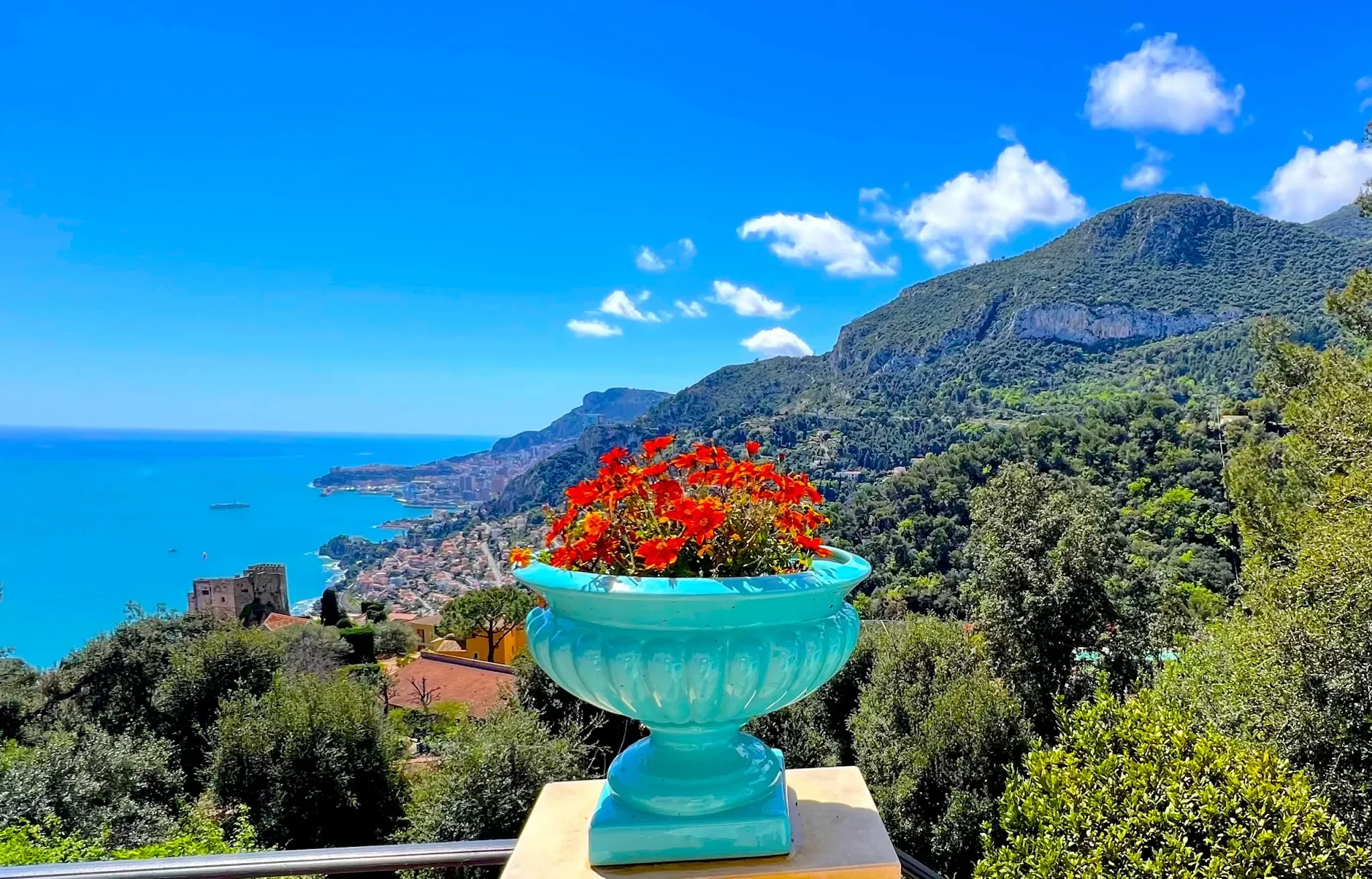 Roquebrune-Cap-Martin, Provence-Alpes-Côte d'Azur, France. - Photo 2