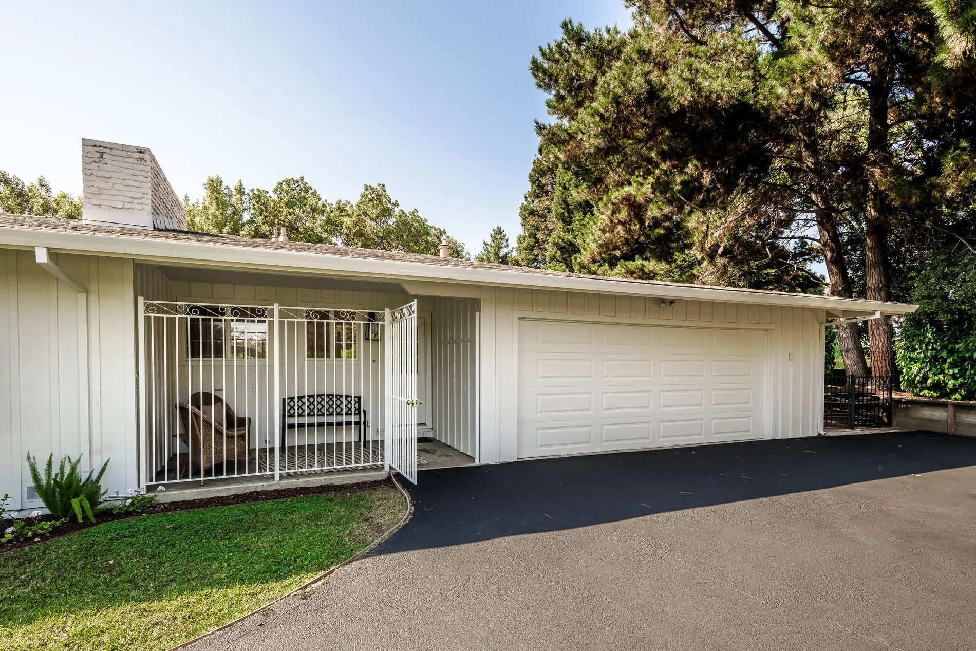 1597 Edgewood Drive , Palo Alto, CA 94303, East Palo Alto, California, United States. - Photo 27