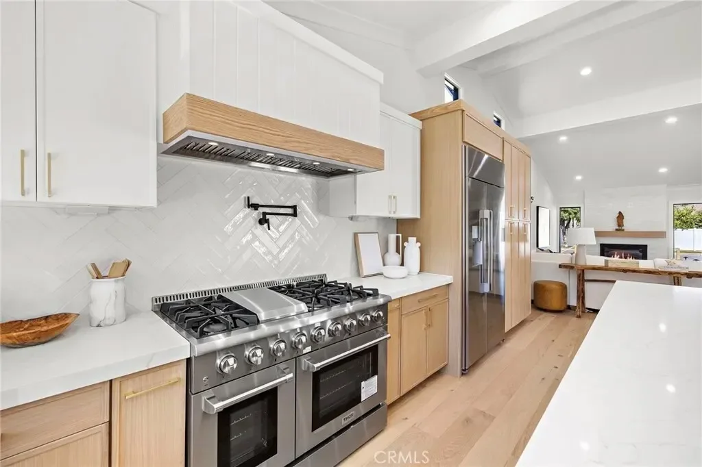 5392 Sierra Roja Road, Irvine, California, United States. - Photo 20