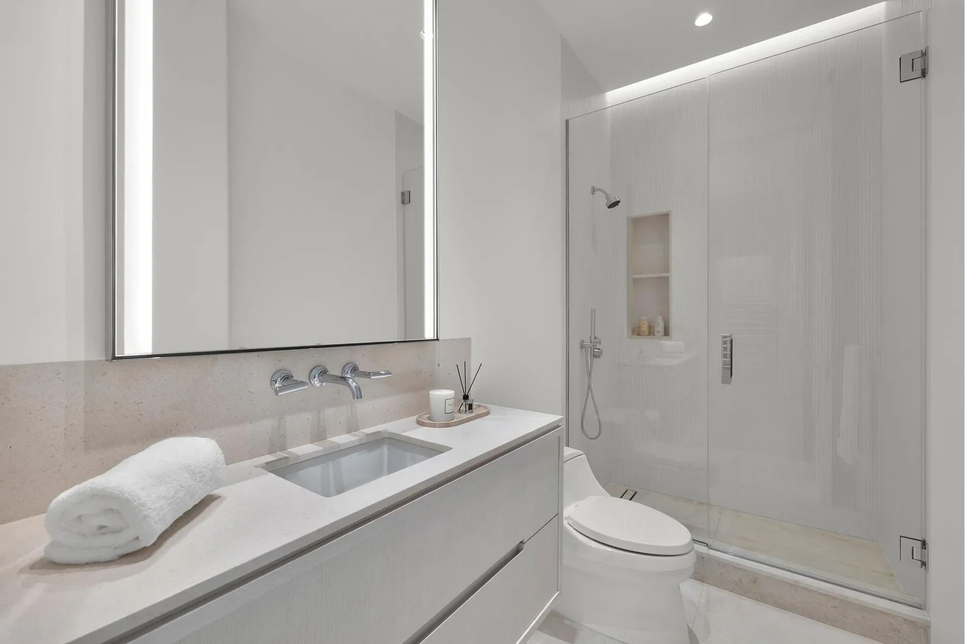 5959 Collins Ave, Miami Beach, Florida, United States. - Photo 39