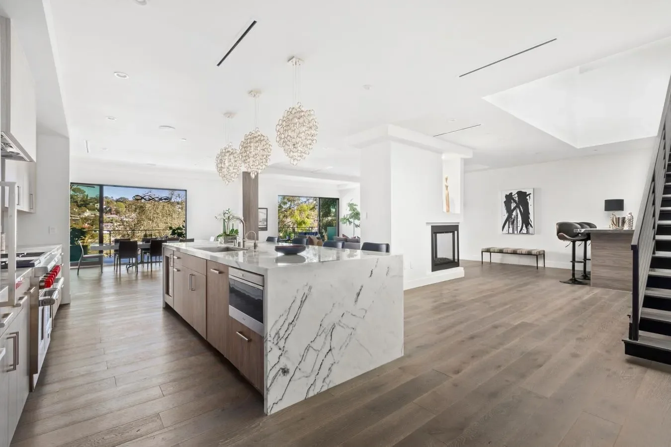 2311 Vasanta Way, Los Angeles, California, United States. - Photo 11