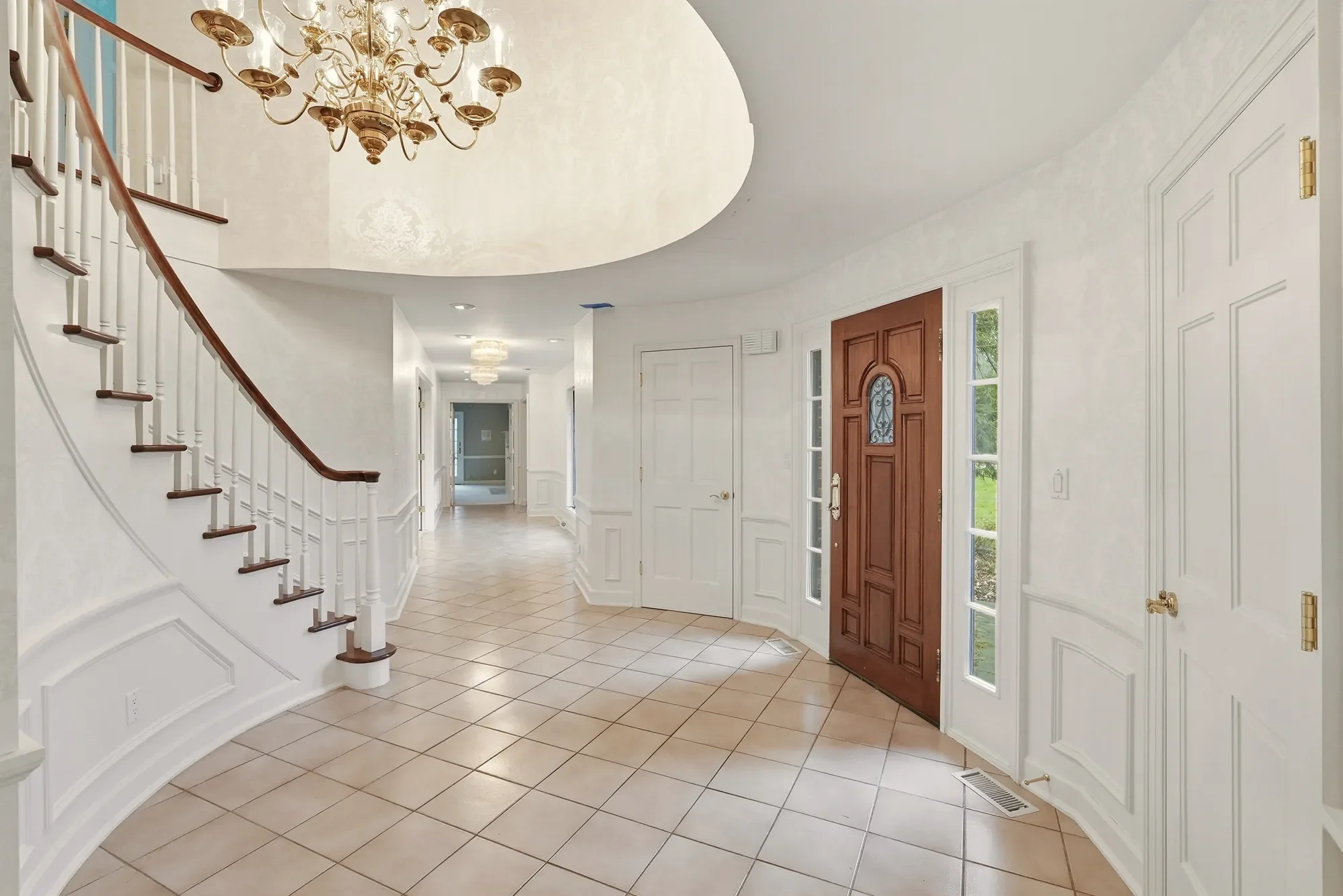 Gallery photo 2