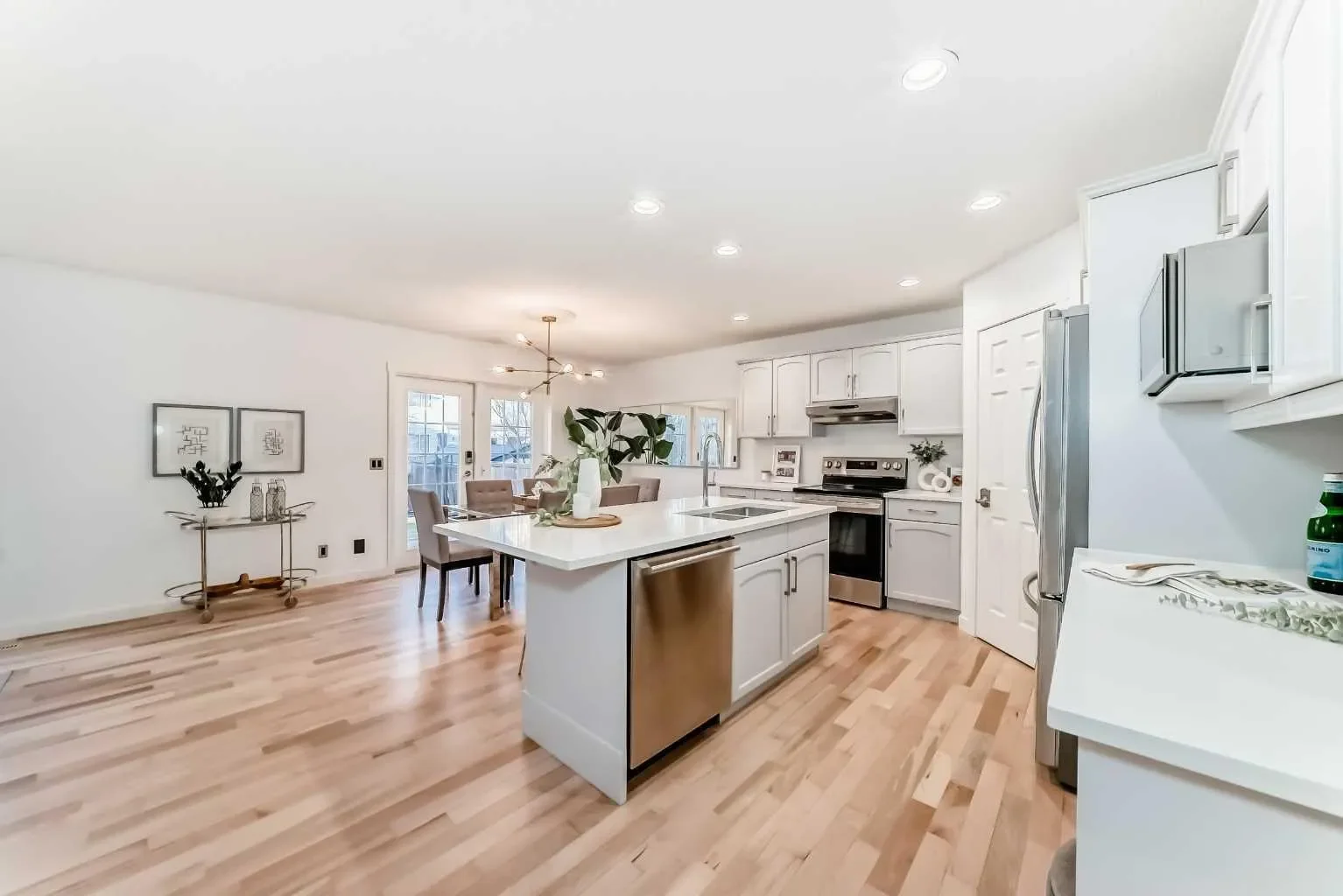117 Chapalina Close SE, Calgary, Alberta, Canada. - Photo 20