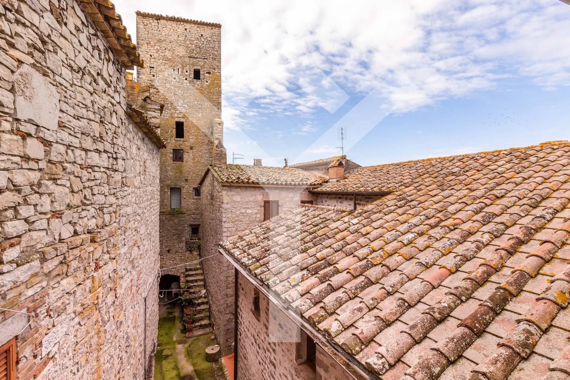 Todi Localita Izzalini, Izzalini, Umbria, Italy. - Photo 32