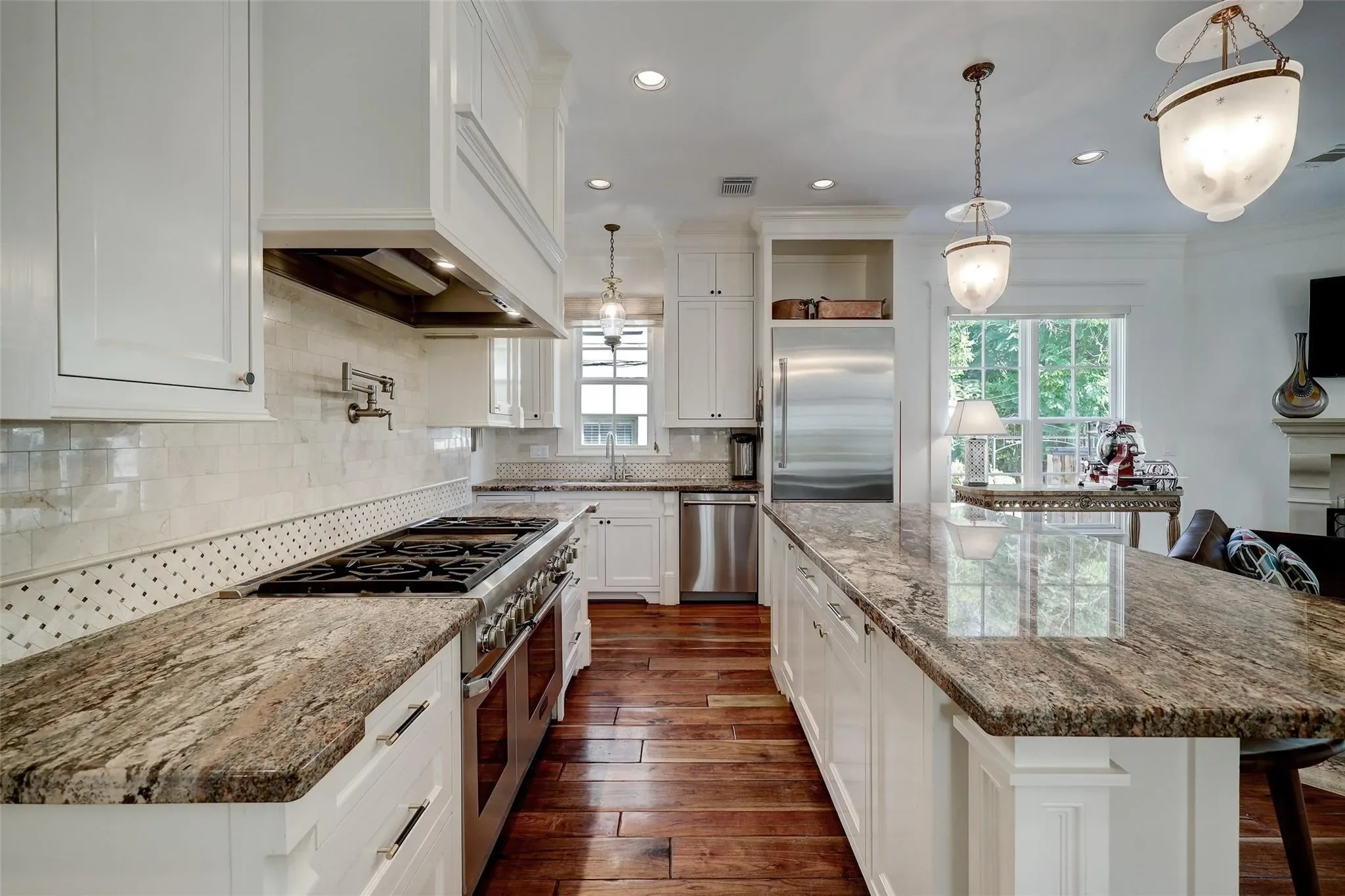 1819 Banks Street, Houston, Texas, United States. - Photo 17