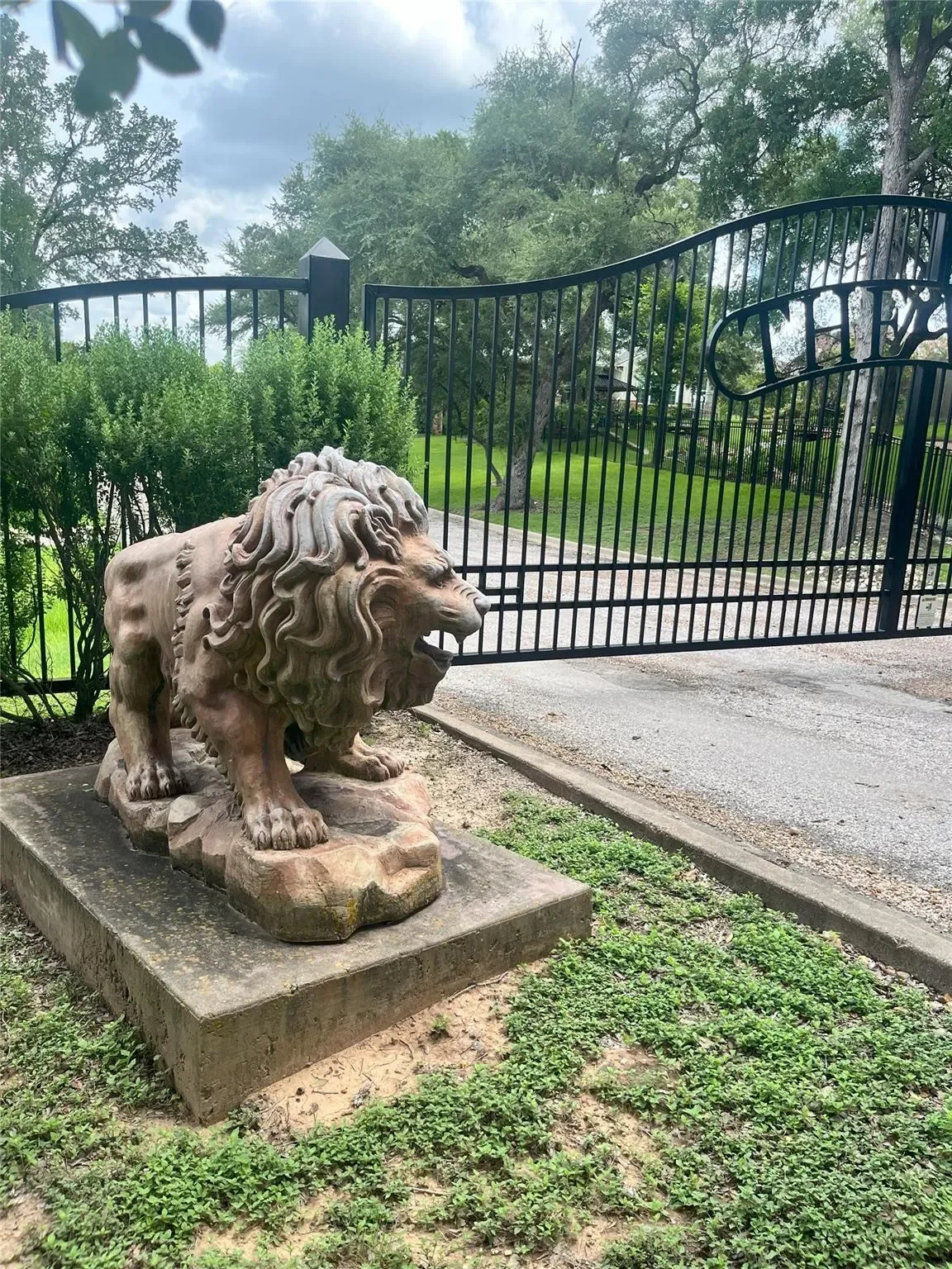 111 Kathleen Ave, La Grange, Texas, United States. - Photo 4