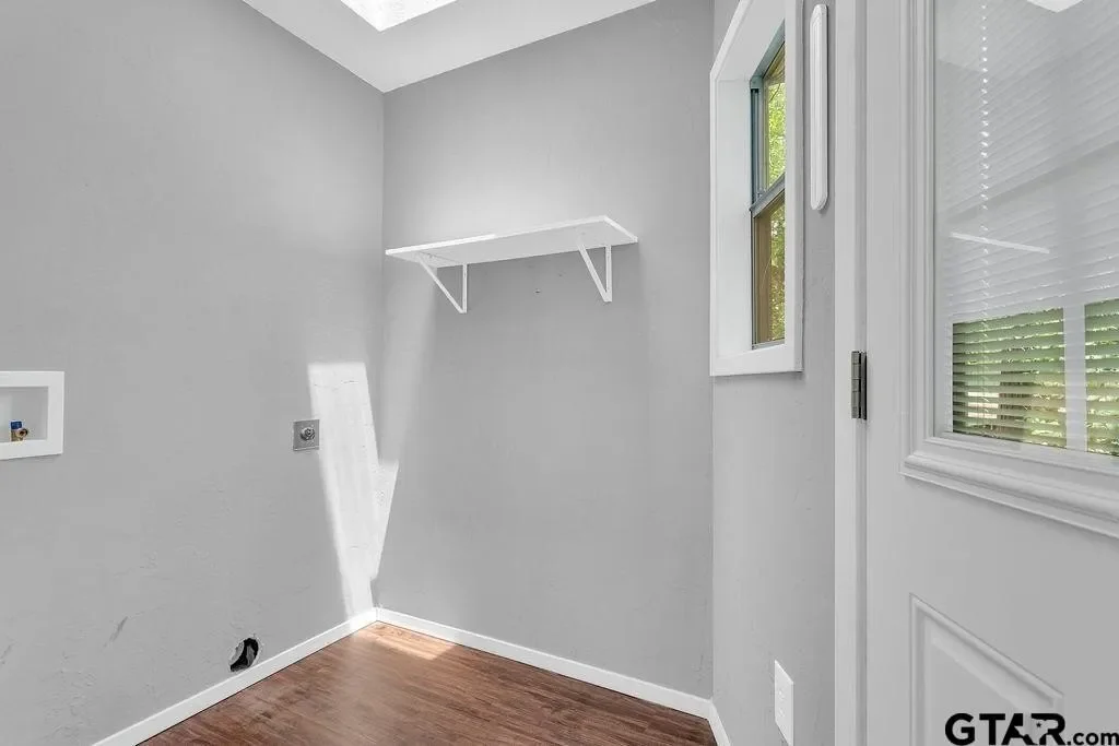 Gallery photo 2