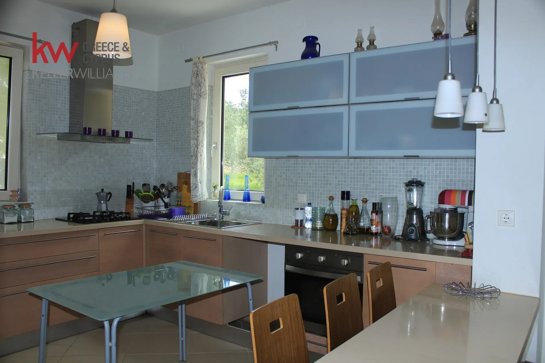 Gallery photo 2