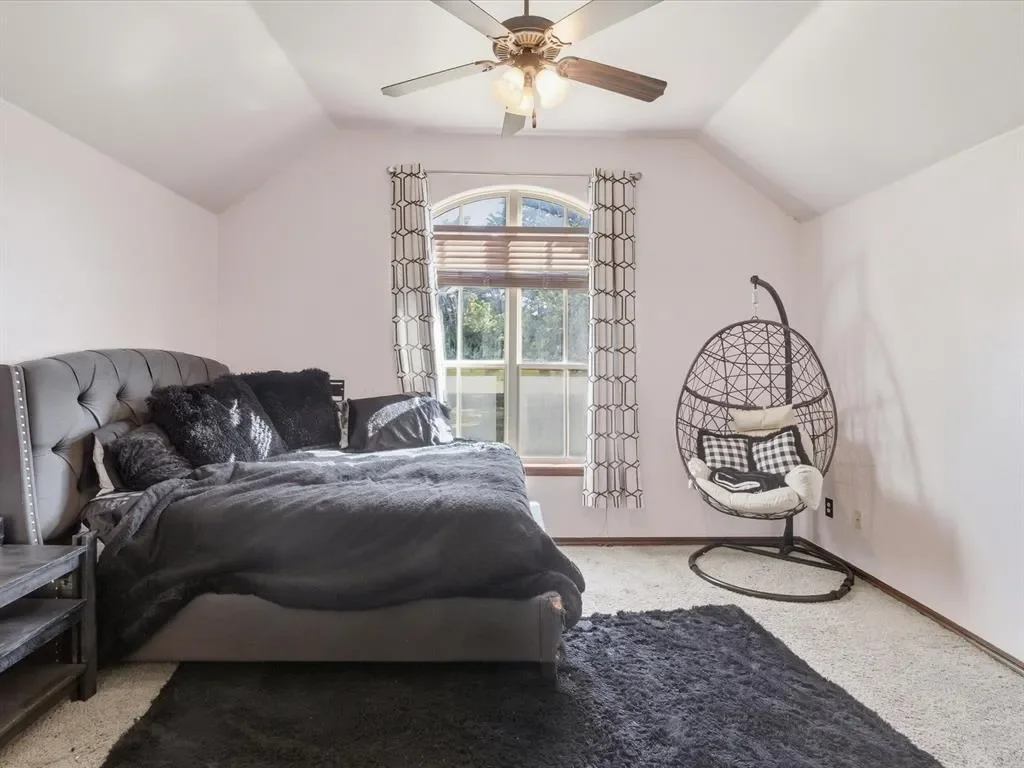 1180 Bailey Circle, Edmond, OK 73025, Edmond, Oklahoma, United States. - Photo 12