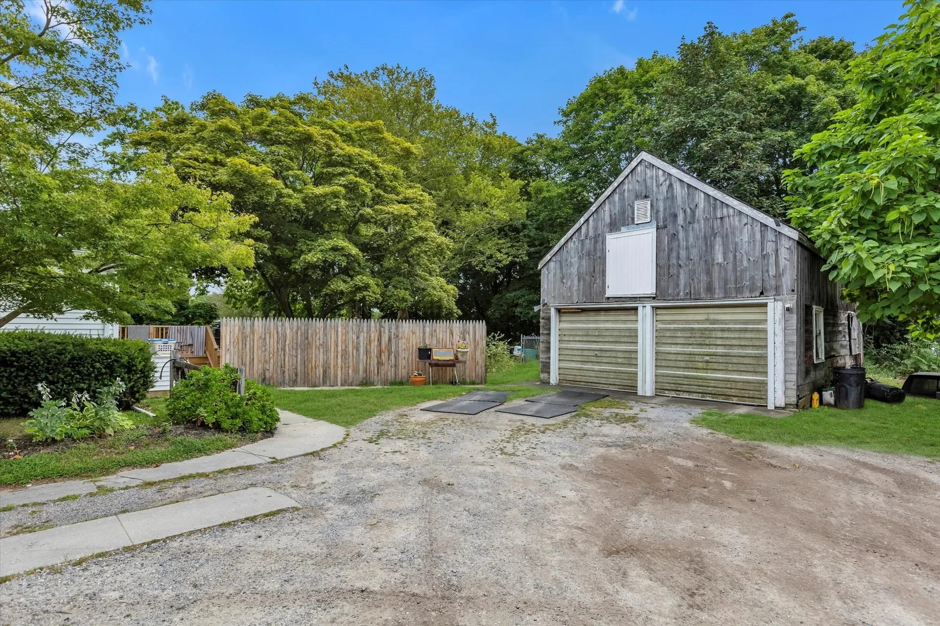 653 Main Road, Aquebogue, New York, United States. - Photo 7