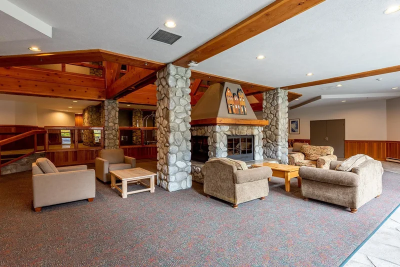2050 Lake Placid Road 322, Whistler, British Columbia, Canada. - Photo 9