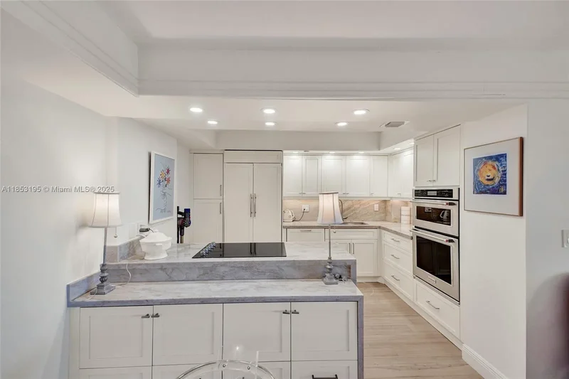 4000 Towerside Ter, Miami, Florida, United States. - Photo 20