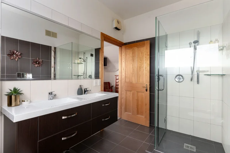 7 Nederland Avenue, Burwood, Christchurch, CAN 8083, Christchurch, Canterbury, New Zealand. - Photo 5