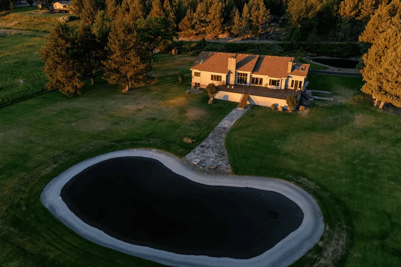 65055 Old Bend Redmond Highway , Bend, OR 97703, Bend, Oregon, United States. - Photo 45