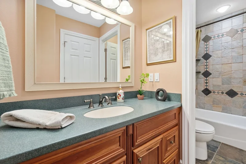 2627 E Willamette Lane , Greenwood Village, CO 80121, Greenwood Village, Colorado, United States. - Photo 32