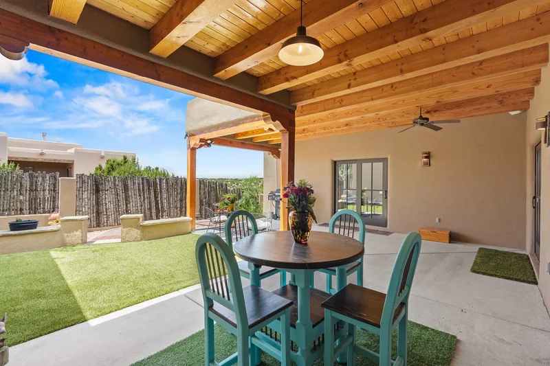 21 Camino Barranca, Santa Fe, NM 87507, Santa Fe, New Mexico, United States. - Photo 40