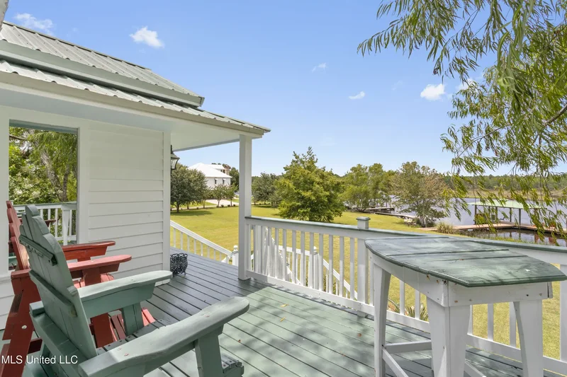 1099 Campbell Drive, Biloxi, MS 39532, Biloxi, Mississippi, United States. - Photo 4