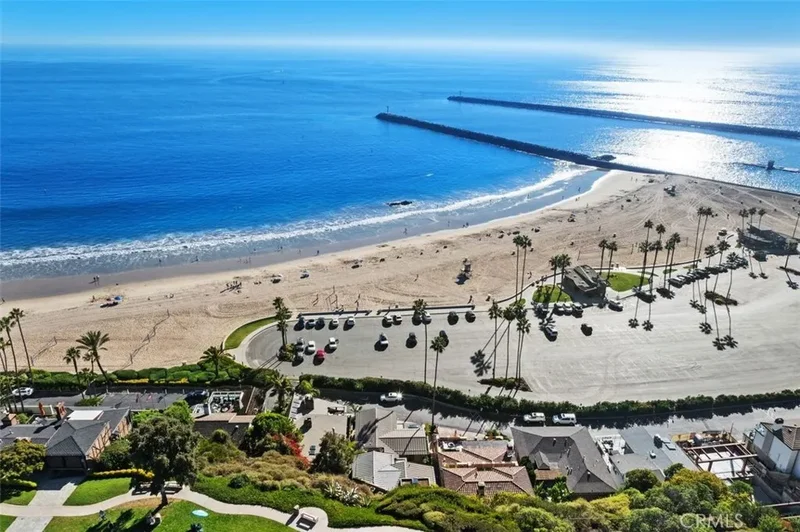 3130 Breakers, Corona del Mar, CA 92625, Newport Beach, California, United States. - Photo 12