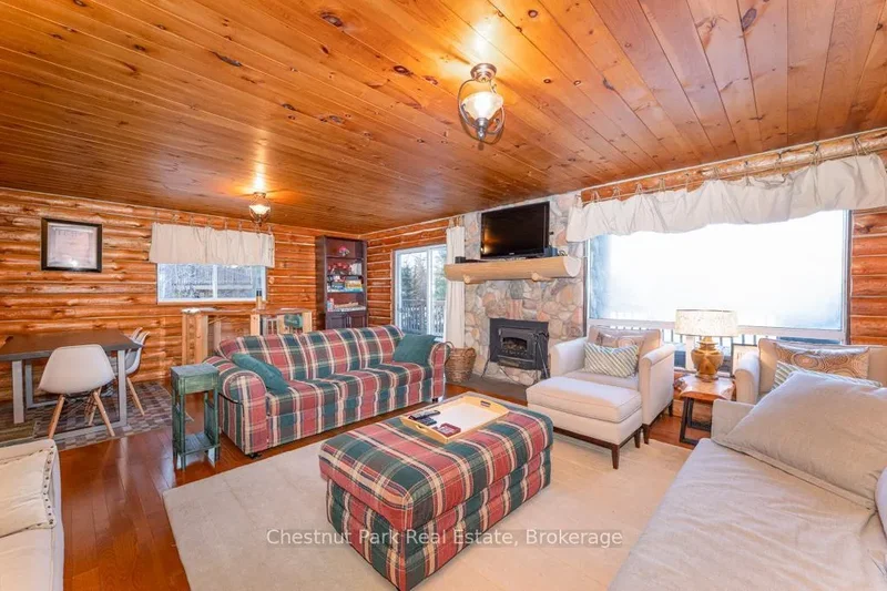 893 Relative Road, Burk's Falls, Ontario, Canada. - Photo 17