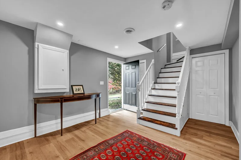 8 Lakeview Road, Brookfield, CT 06804, Brookfield, Connecticut, United States. - Photo 29