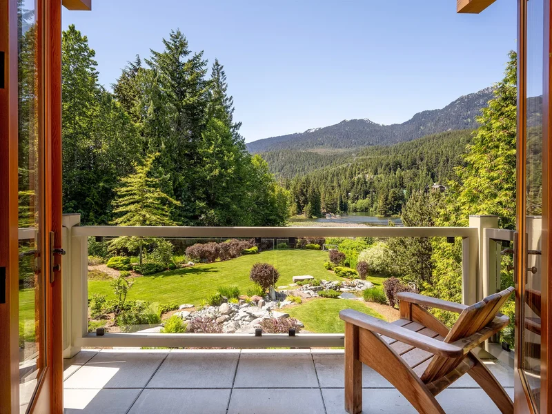 2219 Lake Placid Road, Whistler, CANADA, Whistler, British Columbia, Canada. - Photo 28