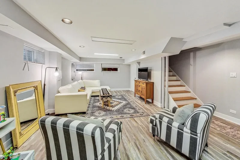 1807 N 79th Avenue, Elmwood Park, Illinois, United States. - Photo 49
