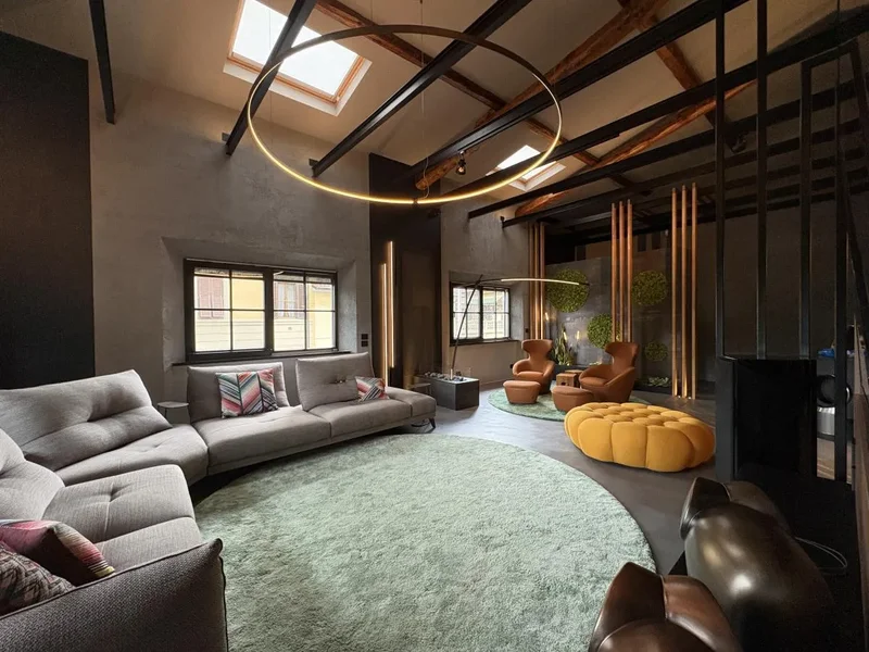 Design Residence at the Gates of Florence's Historic Center
