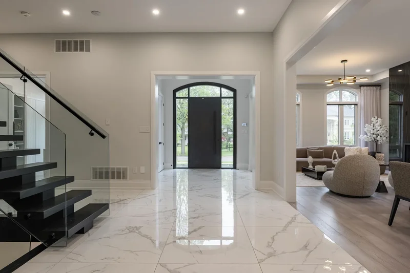 2110 Stonehouse Crescent, Mississauga, ON L5H 3J1, Canada, Mississauga, Ontario, Canada. - Photo 2