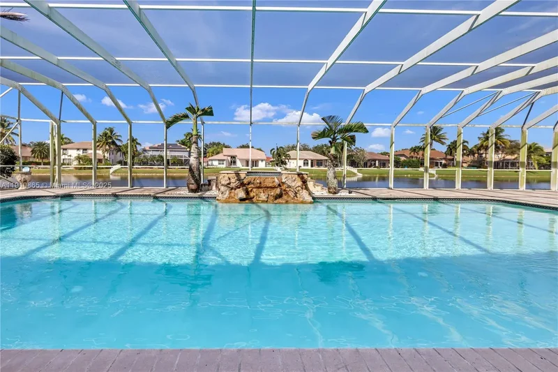 13787 NW 19th Ct, Pembroke Pines, FL 33028, Pembroke Pines, Florida, United States. - Photo 33
